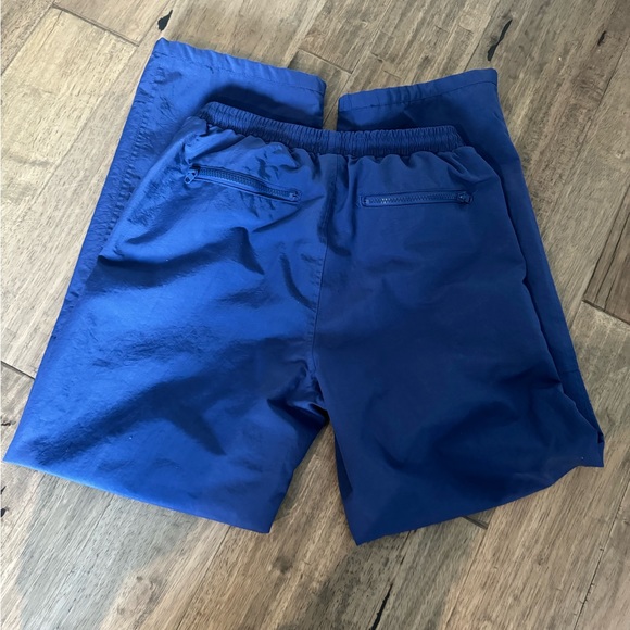 Wind breaker, snow pants, ski pant shell, size small - Picture 5 of 6